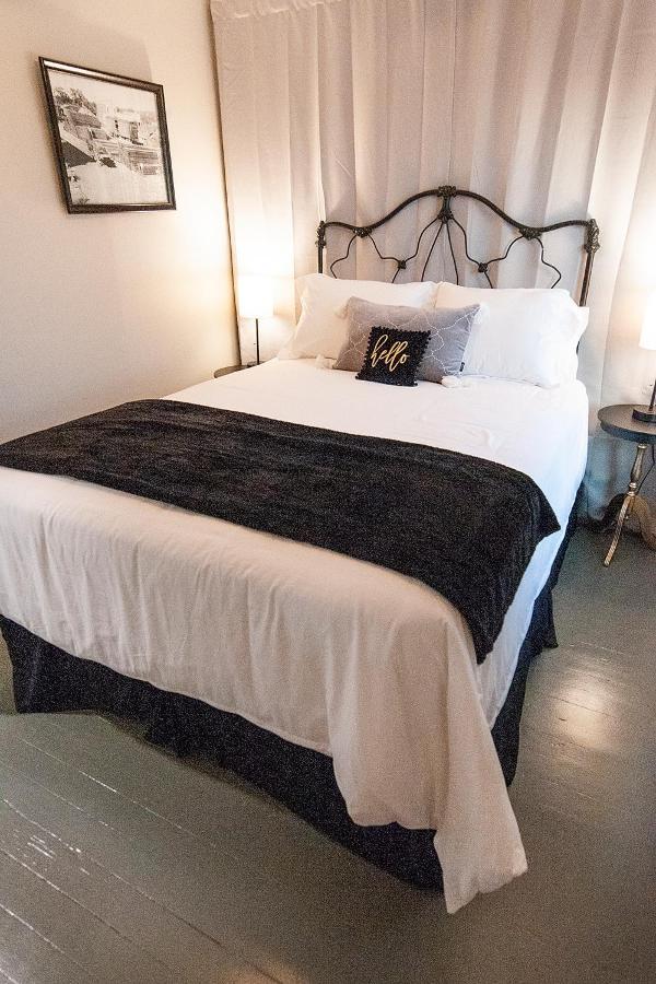 Dabbs Hotel Bed And Breakfast Llano Exterior foto